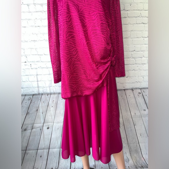 Risa Ann Dark Pink Shoulder Padded long sleeve dress size L - Picture 3 of 10